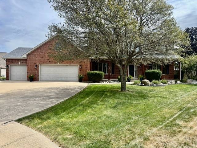 126 Parkside CT, Oglesby, IL 61348