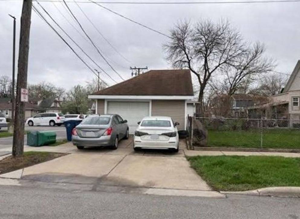 2217 Canal ST, Blue Island, IL 60406