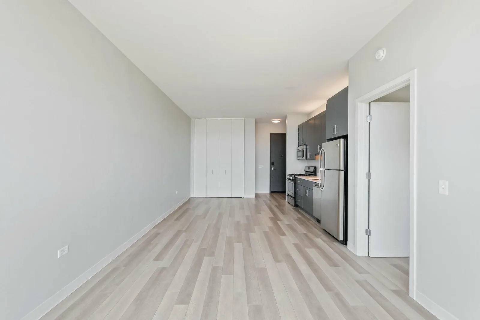 2211 N Milwaukee AVE #307, Chicago, IL 60647