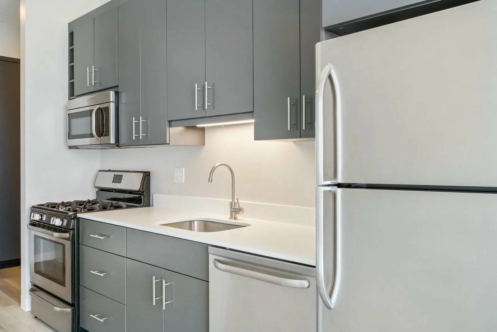 2211 N Milwaukee AVE #307, Chicago, IL 60647
