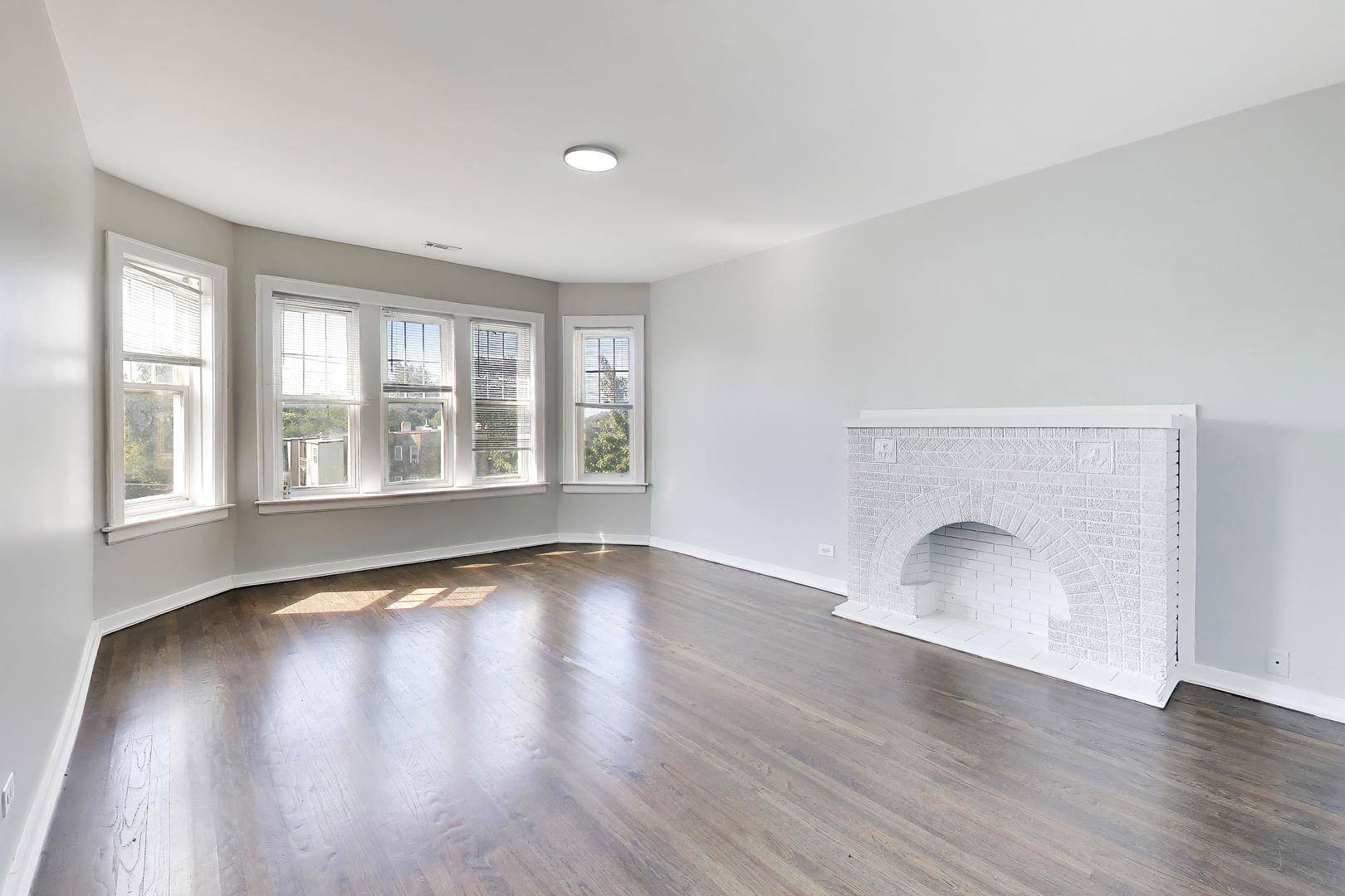 3814 W OHIO ST, Chicago, IL 60624