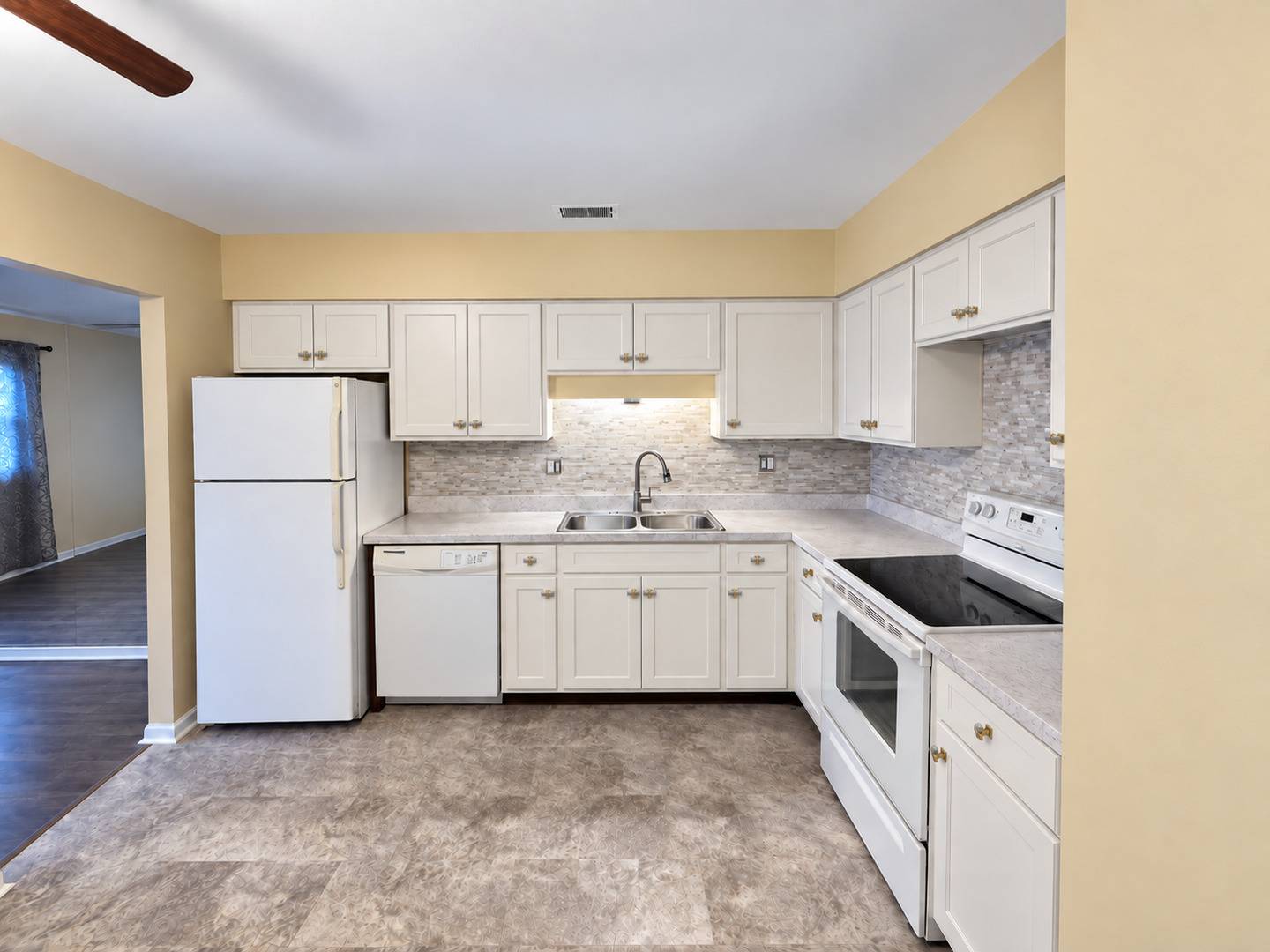 3710 215th ST #303, Matteson, IL 60443