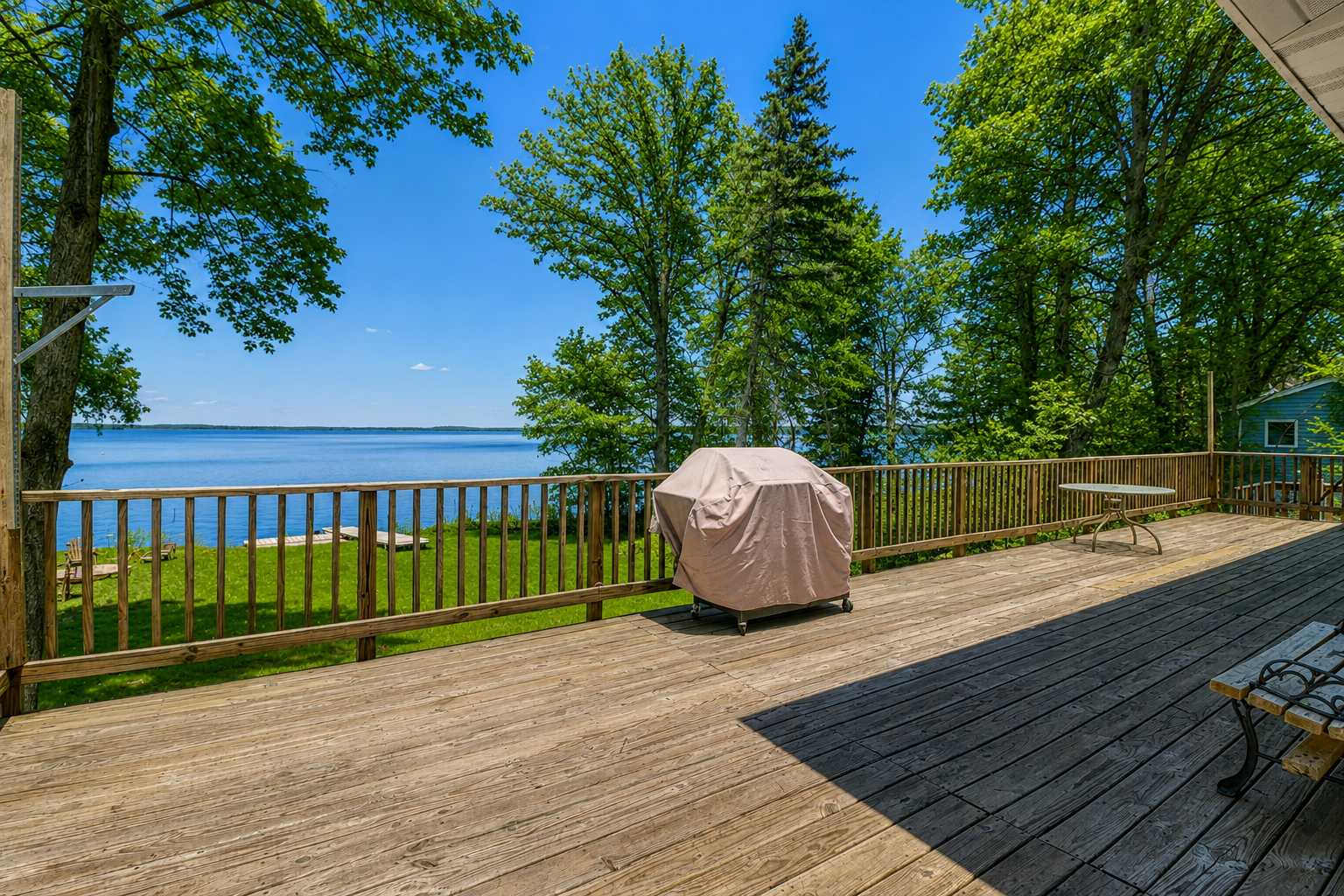 37855 SW Height Of Land DR, Rochert, MN 56578