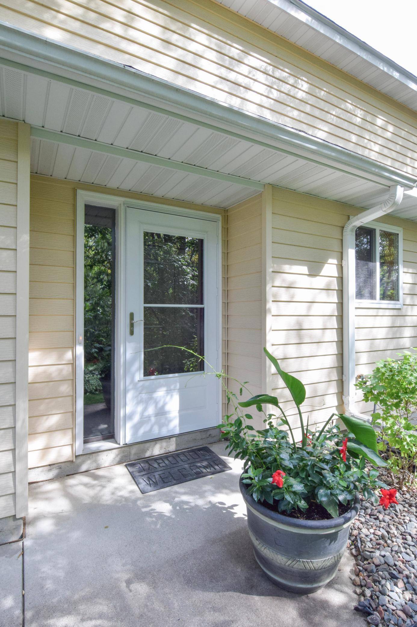 1010 18th AVE SE, Forest Lake, MN 55025