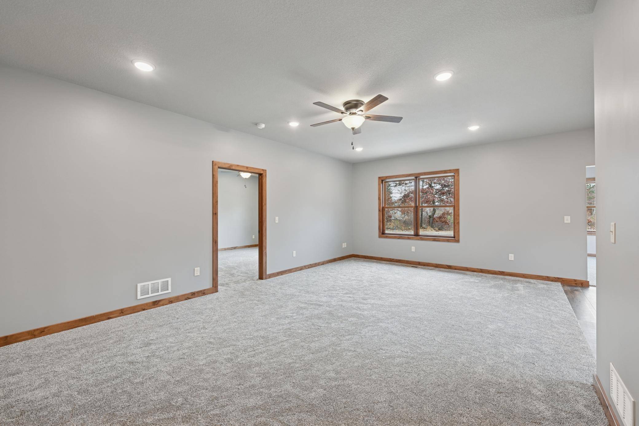 16836 Piper LN, Brainerd, MN 56401
