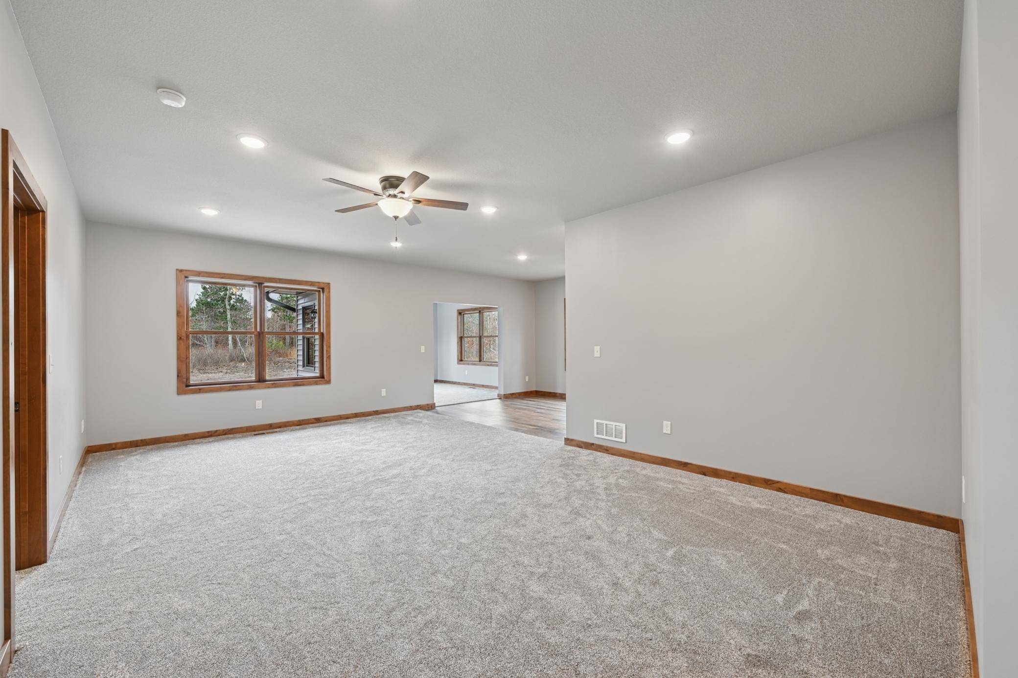 16836 Piper LN, Brainerd, MN 56401