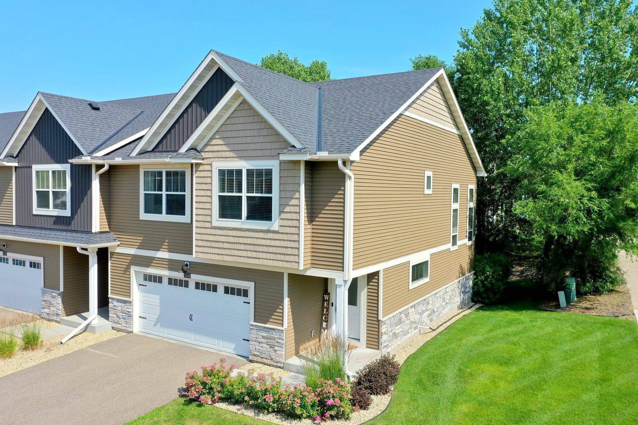 13349 Bronze Pkwy, Rosemount, MN 55068