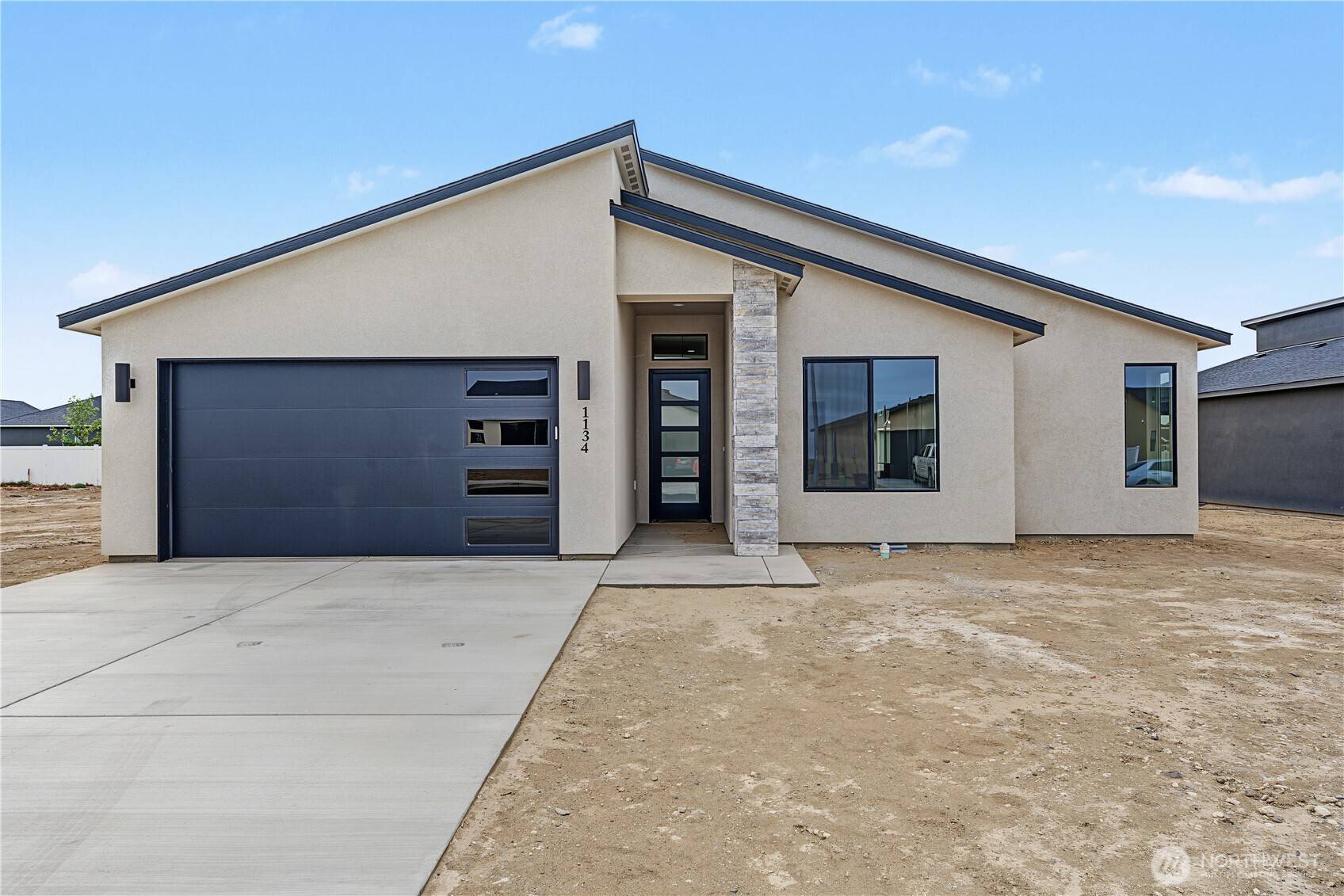 1134 E Mt Hood ST, Othello, WA 99344