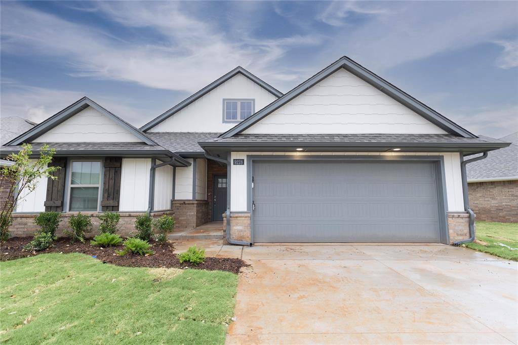 9228 NW 119th ST, Yukon, OK 73099