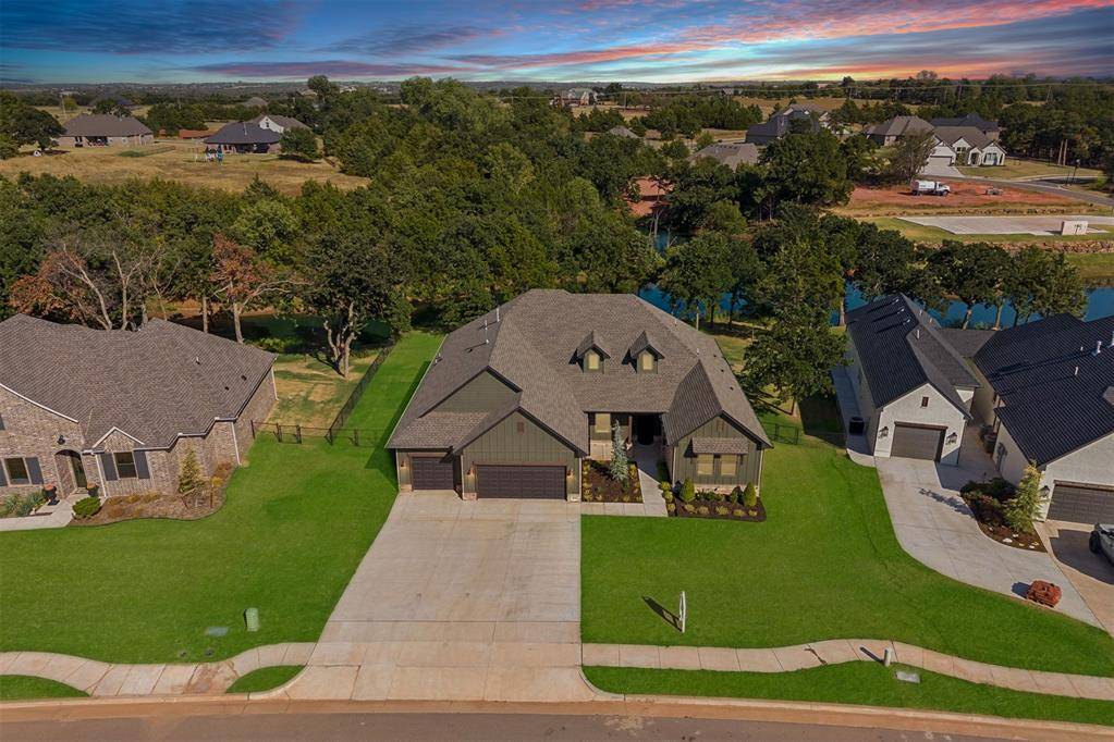 8110 Goldfinch DR, Guthrie, OK 73044