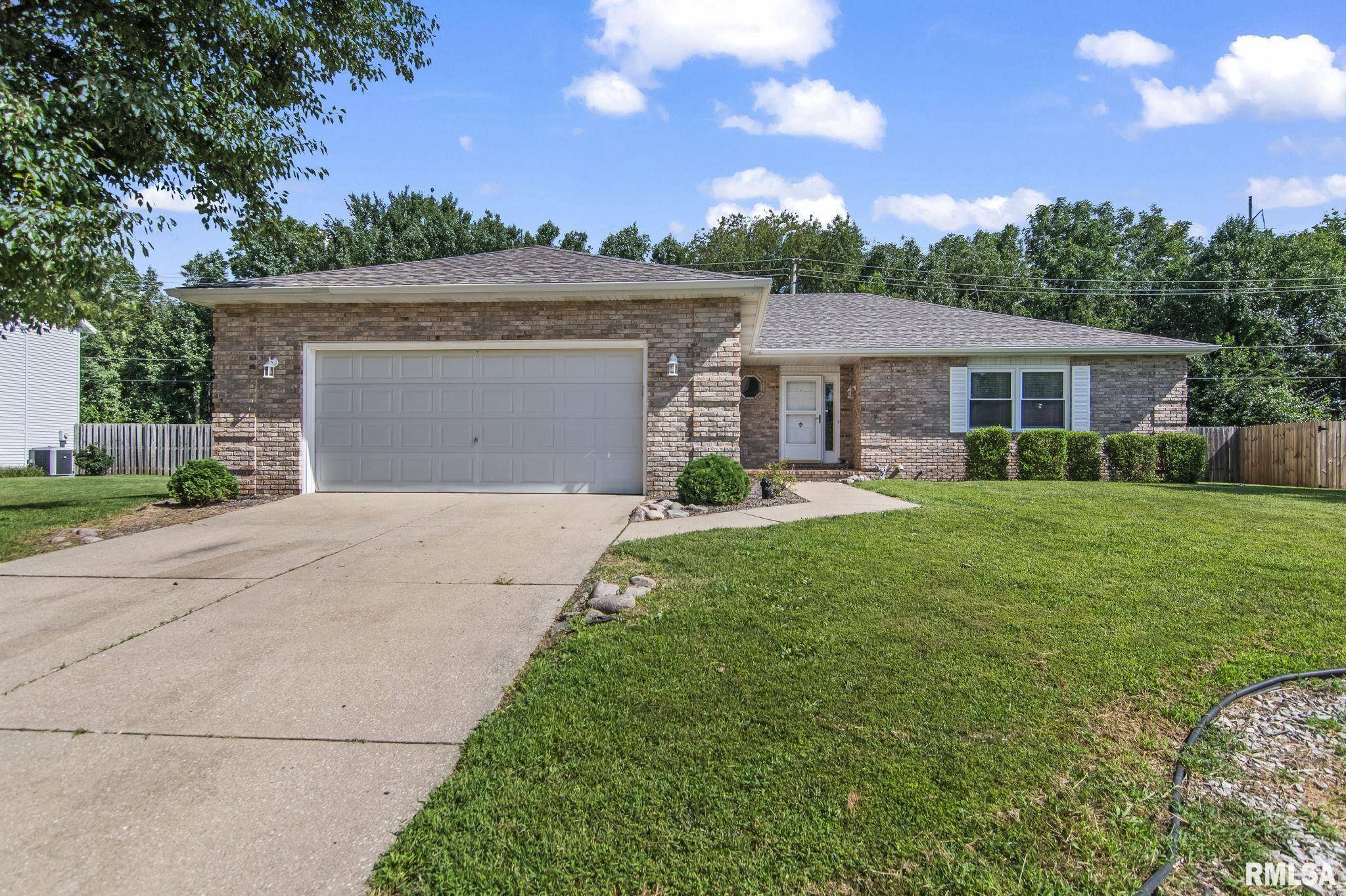612 Old Tippecanoe DR, Springfield, IL 62711-0000