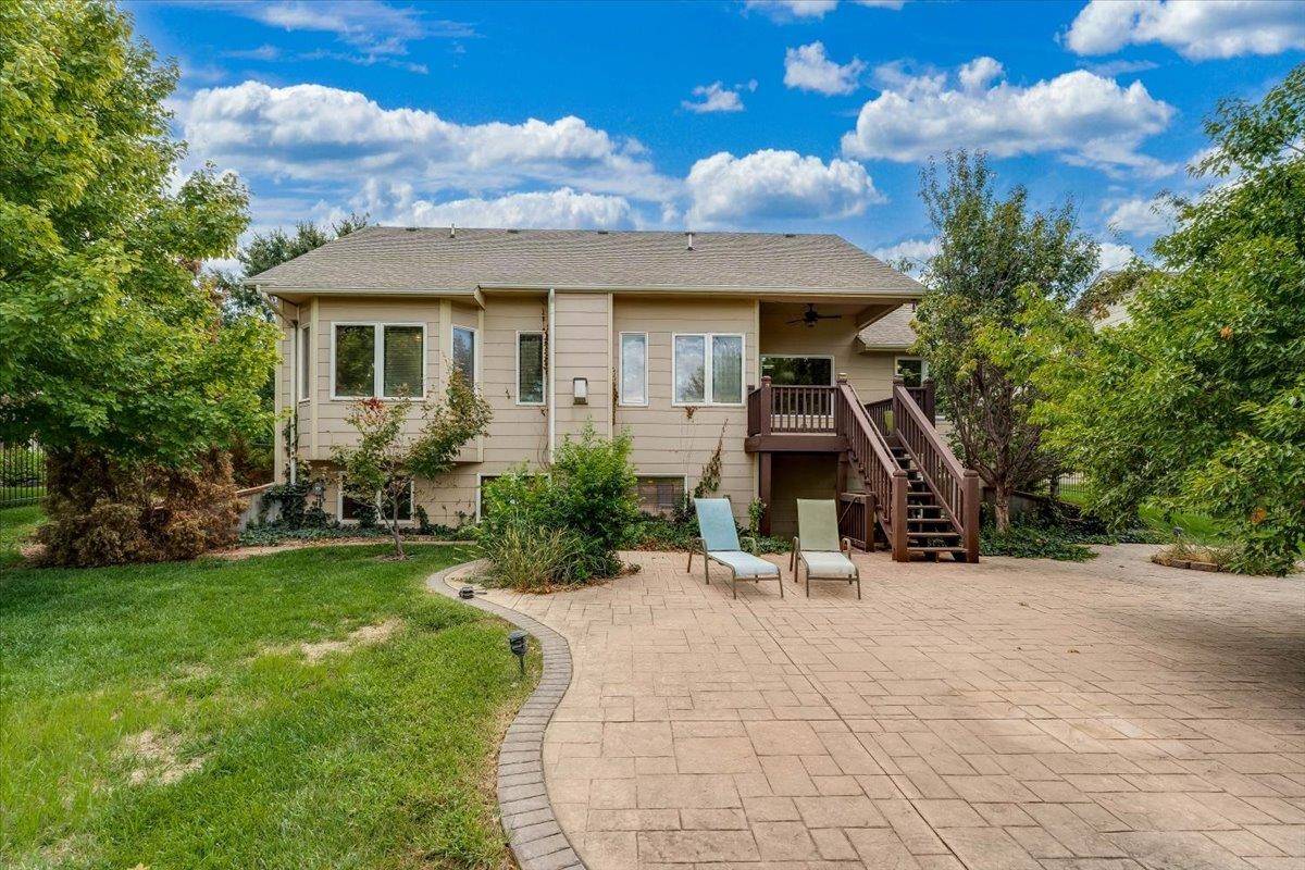 9930 W Westlakes Ct, Wichita, KS 67205