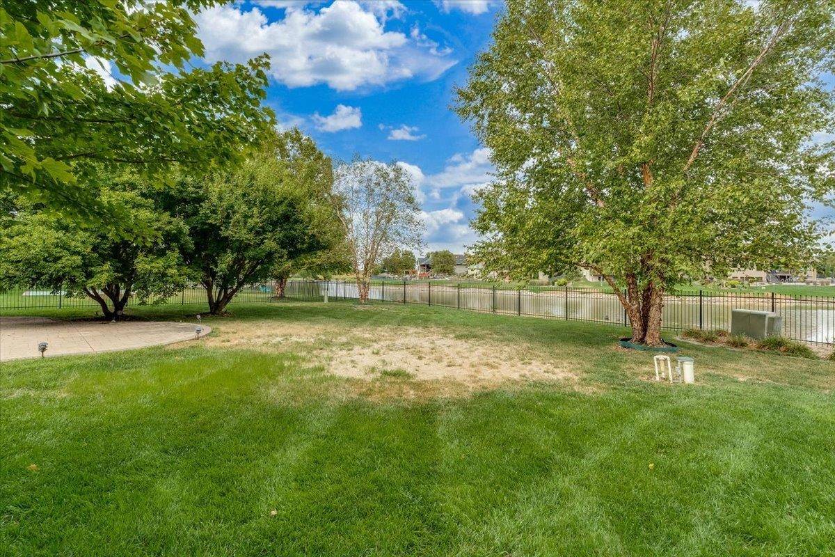 9930 W Westlakes Ct, Wichita, KS 67205