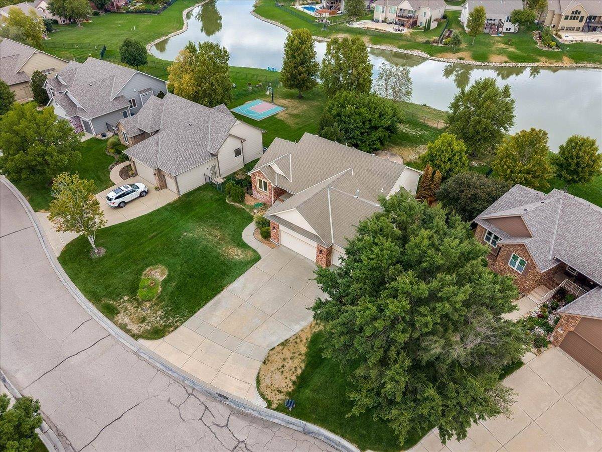 9930 W Westlakes Ct, Wichita, KS 67205