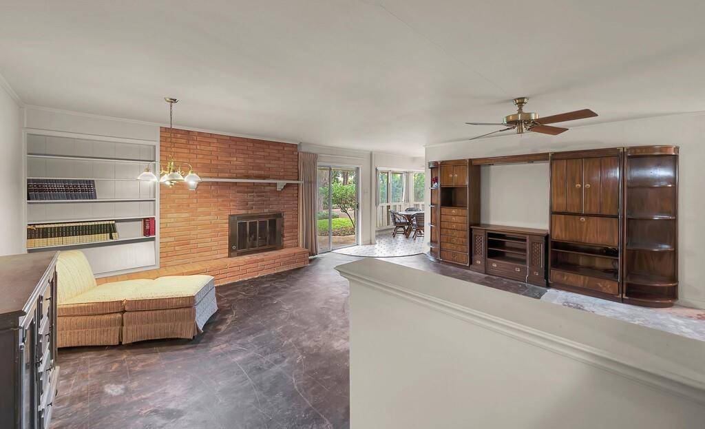 2832 Wooded Acres Drive, Waco, TX 76710