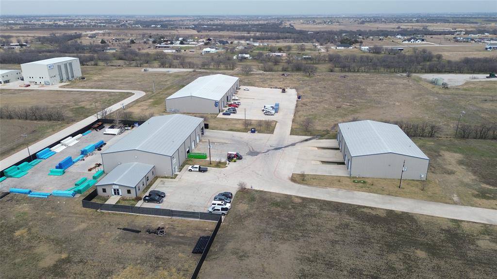 1615 N Fm 156, Ponder, TX 76259