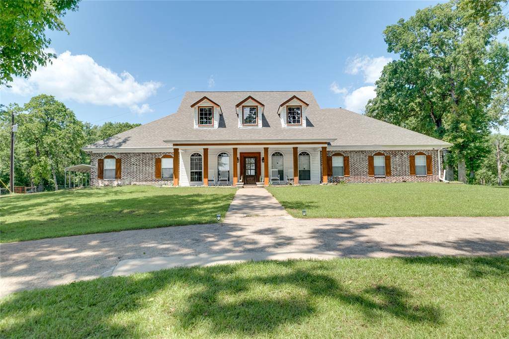 231 An County Road 2105, Palestine, TX 75801