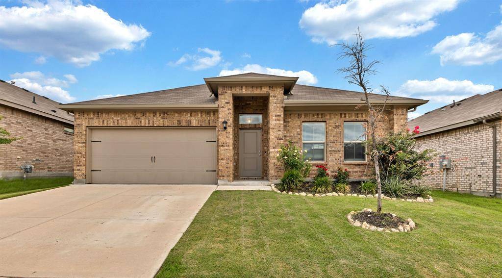 8413 Wildwest Drive, Fort Worth, TX 76131