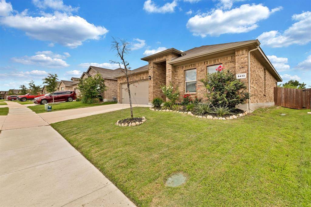 8413 Wildwest Drive, Fort Worth, TX 76131