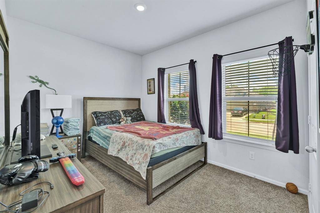 8413 Wildwest Drive, Fort Worth, TX 76131