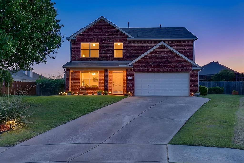 613 Cessna Court, Saginaw, TX 76179