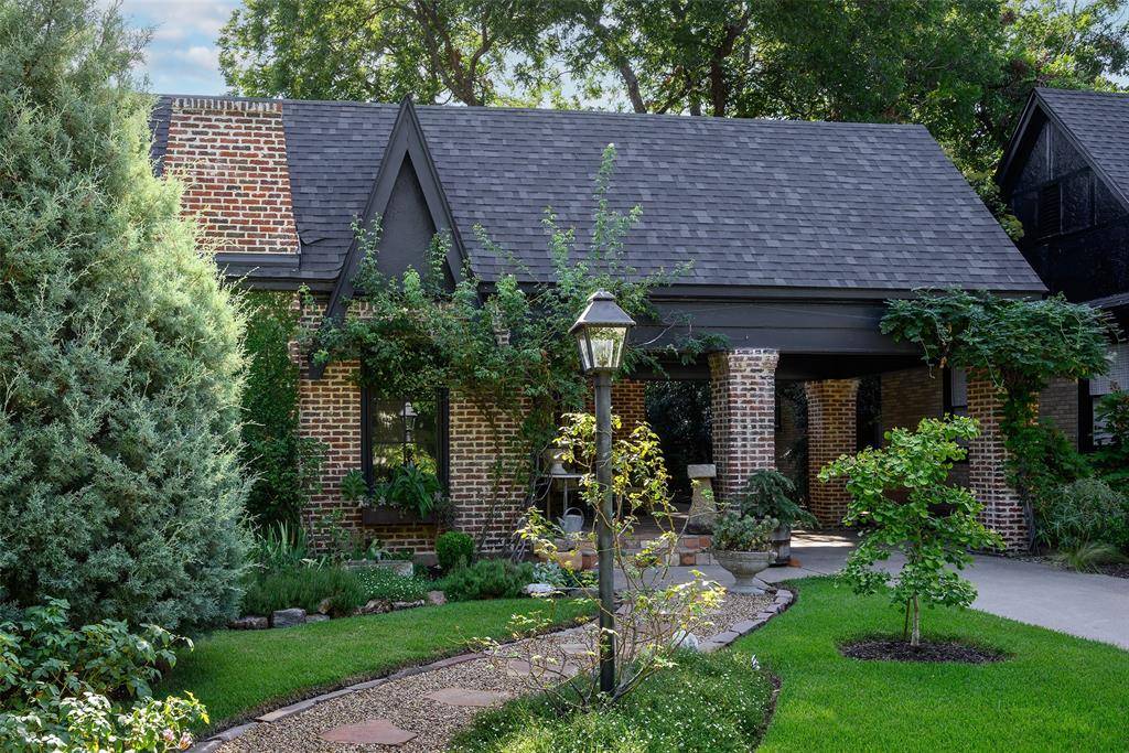1144 N Windomere Avenue, Dallas, TX 75208