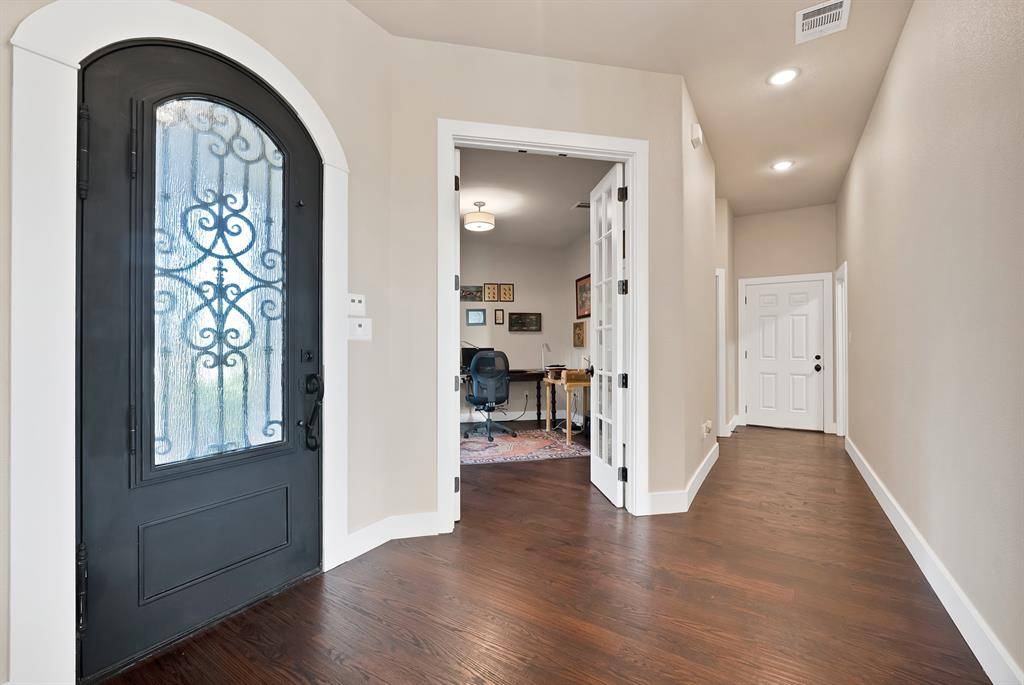 9688 Whispering Creek Terrace, Grandview, TX 76050