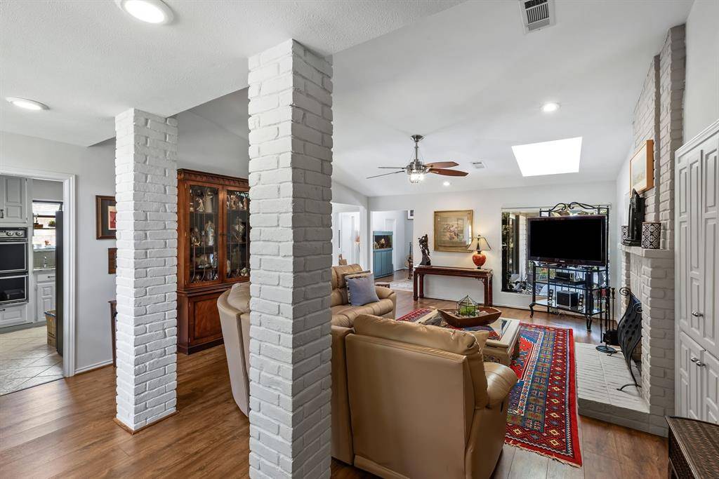 6803 Fernshaw Drive, Dallas, TX 75248