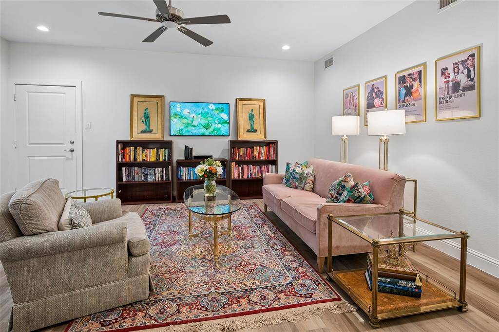 10744 Park Village Place #B, Dallas, TX 75230