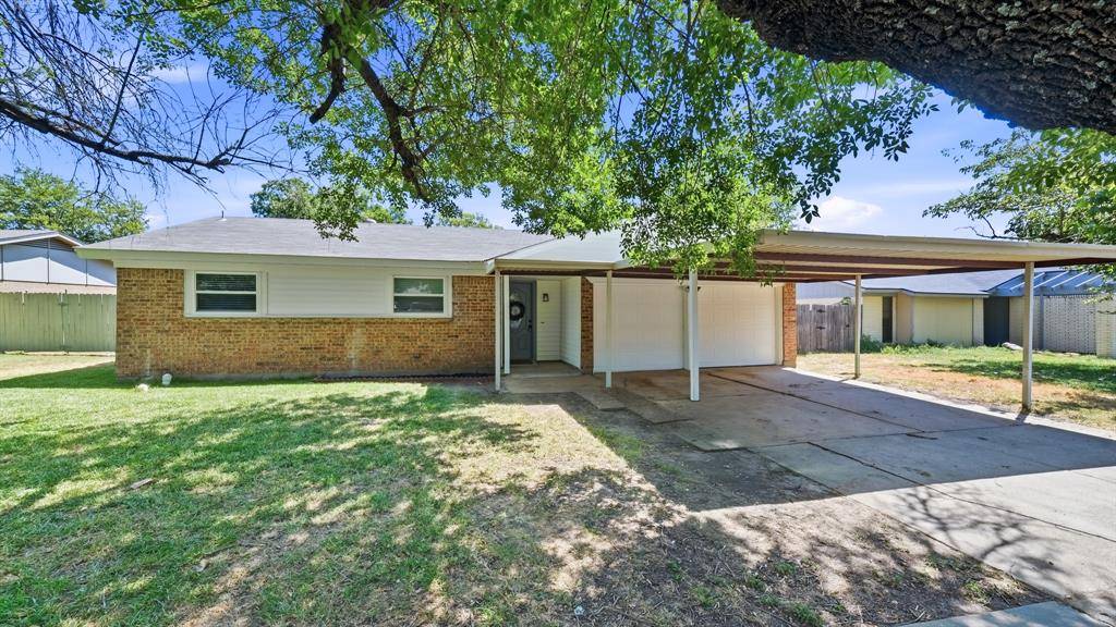 744 Windsor Drive, Everman, TX 76140