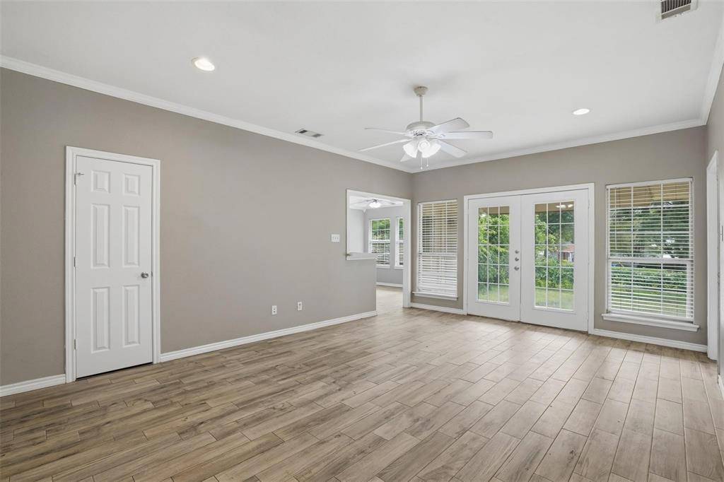 339 Outboard Drive, Gun Barrel City, TX 75156