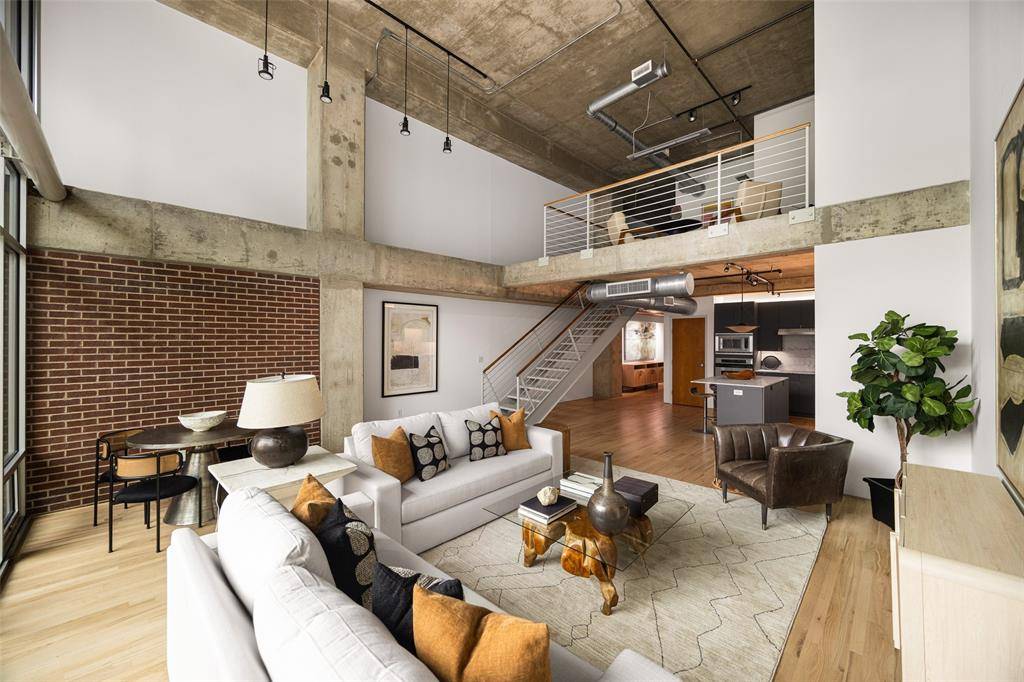 2011 Cedar Springs #305, Dallas, TX 75201