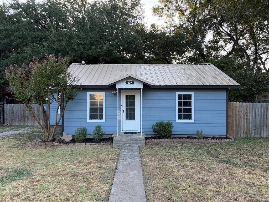 309 S Main Street, Rising Star, TX 76471