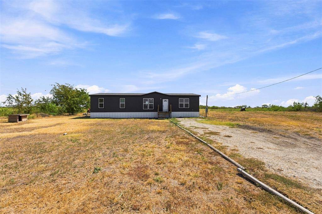 3208 NE County Rd 0200, Powell, TX 75153