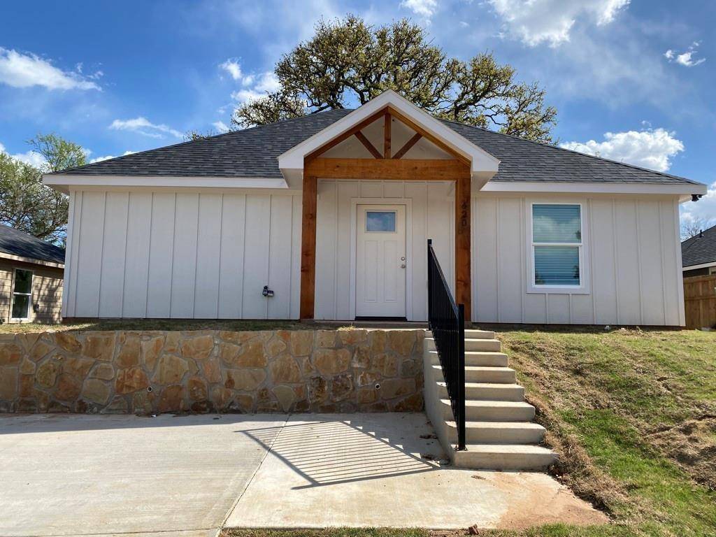 420 E Shepherd Street, Denison, TX 75021