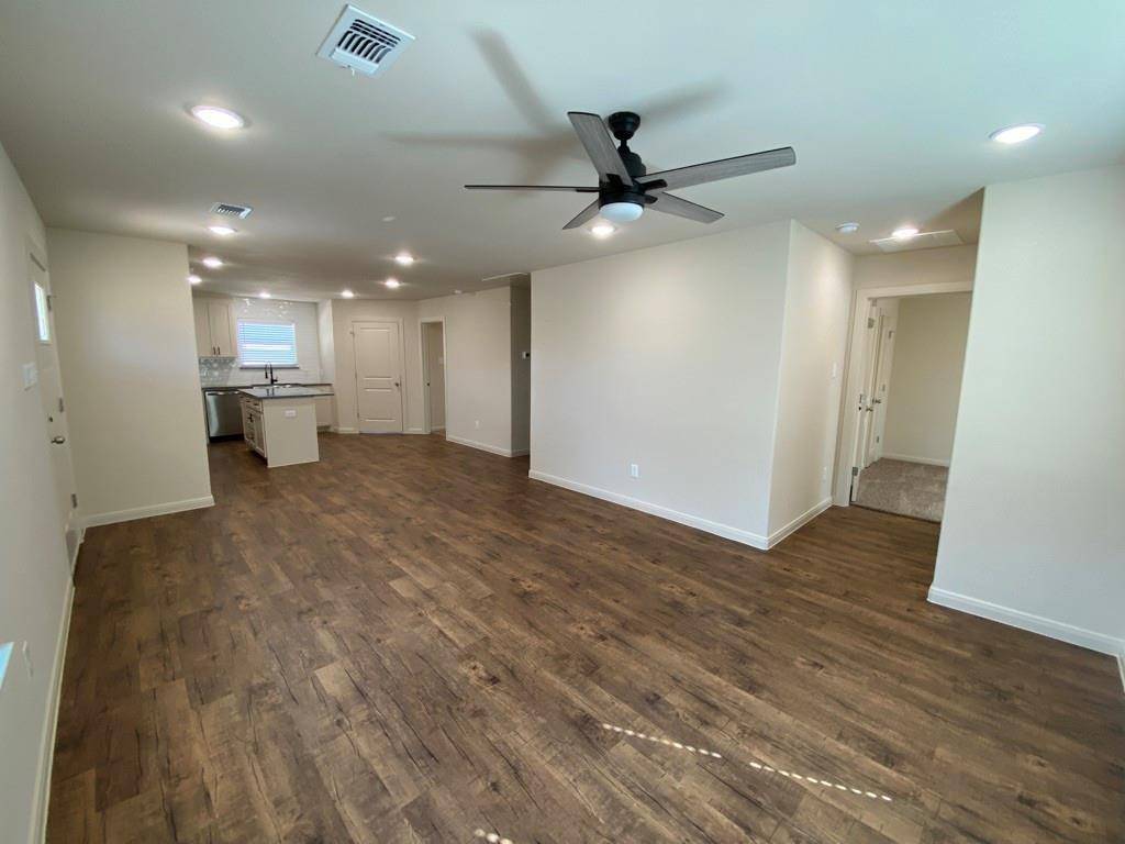 420 E Shepherd Street, Denison, TX 75021