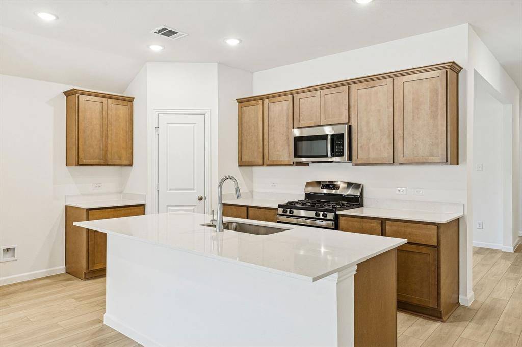2506 Canadian Way, Crandall, TX 75114