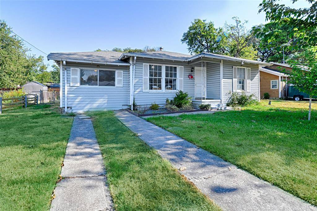 1007 E Russell Avenue, Carrollton, TX 75006