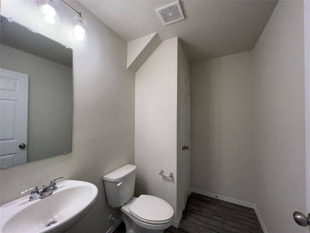 16013 Crews Avenue, Haslet, TX 76052