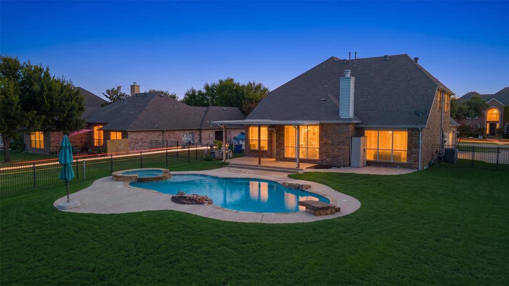 112 Dunford Drive, Heath, TX 75032