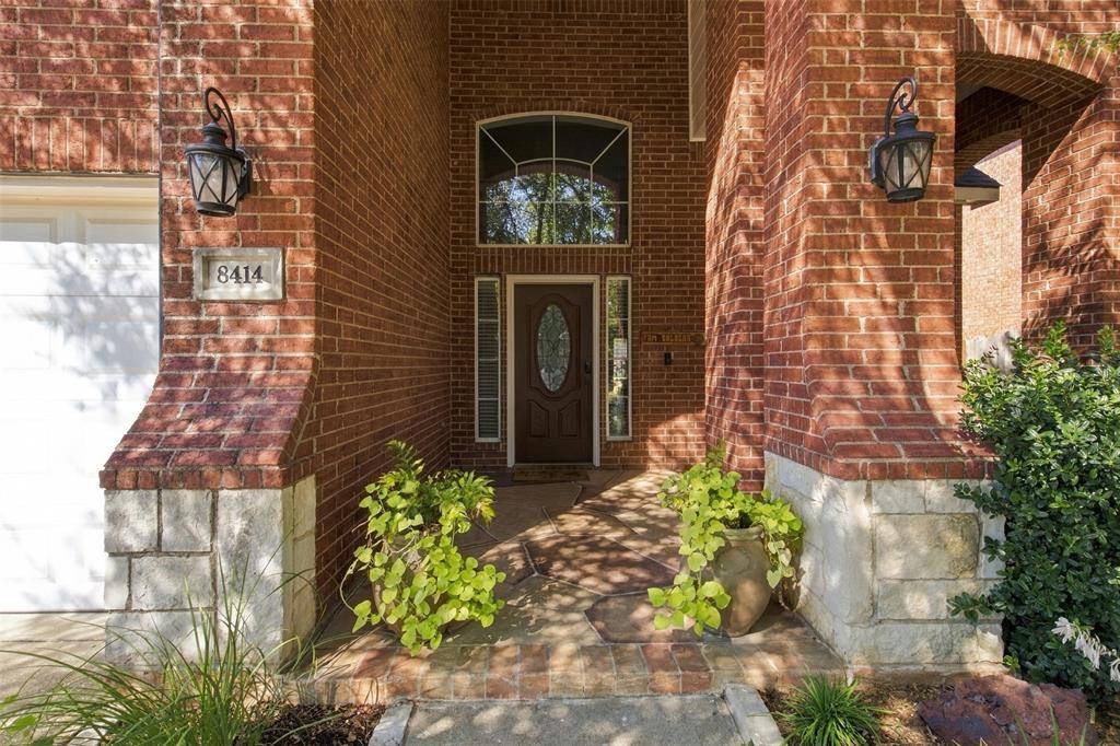 8414 Romanway Drive, Dallas, TX 75249
