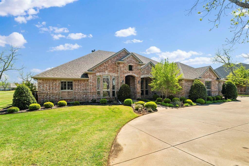 5609 Flagstick Drive, Granbury, TX 76049