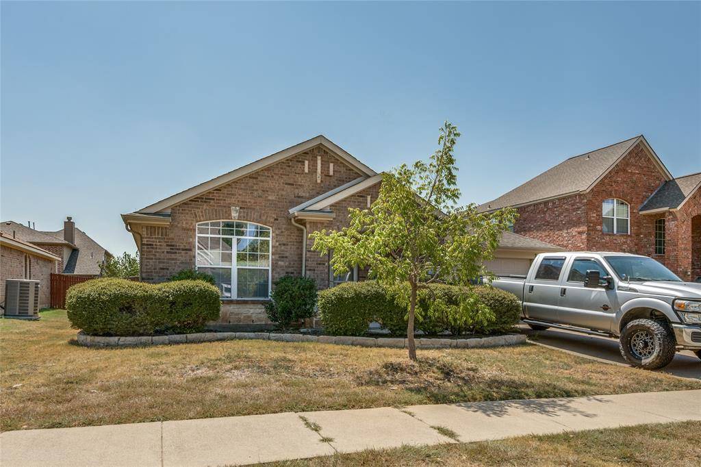 4844 Grinstein Drive, Fort Worth, TX 76244