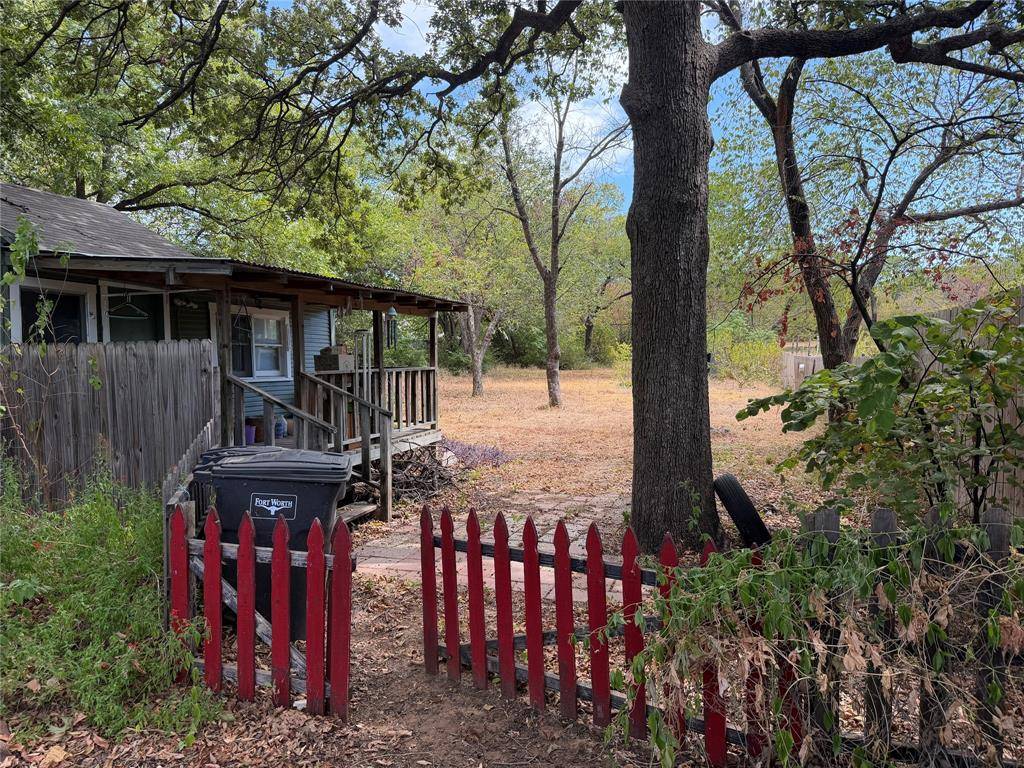2813 Milam Street, Fort Worth, TX 76112