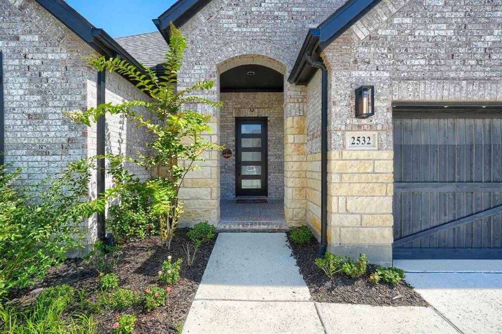 2532 Blackpool Court, Celina, TX 75009