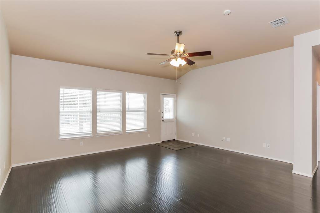 7439 Gallo, Grand Prairie, TX 75054