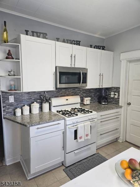 701 Grier Ave, Elizabeth City, NJ 07202