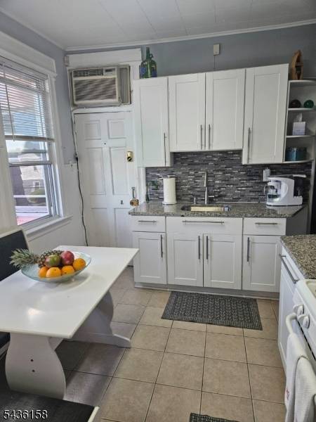 701 Grier Ave, Elizabeth City, NJ 07202