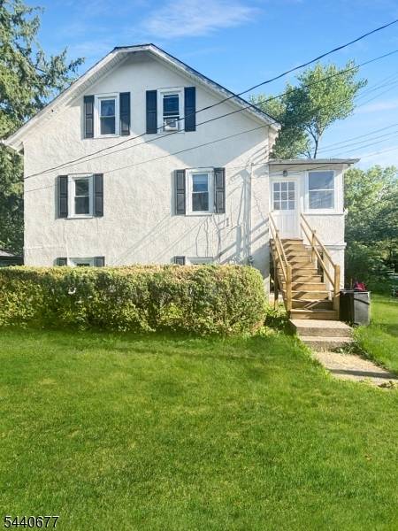 63 Poplar Dr, Long Hill Twp., NJ 07980