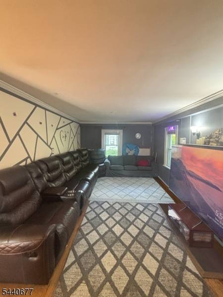 63 Poplar Dr, Long Hill Twp., NJ 07980